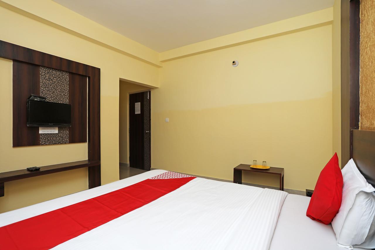 Oyo 15206 Hotel Sonar Gaon 푸리 외부 사진