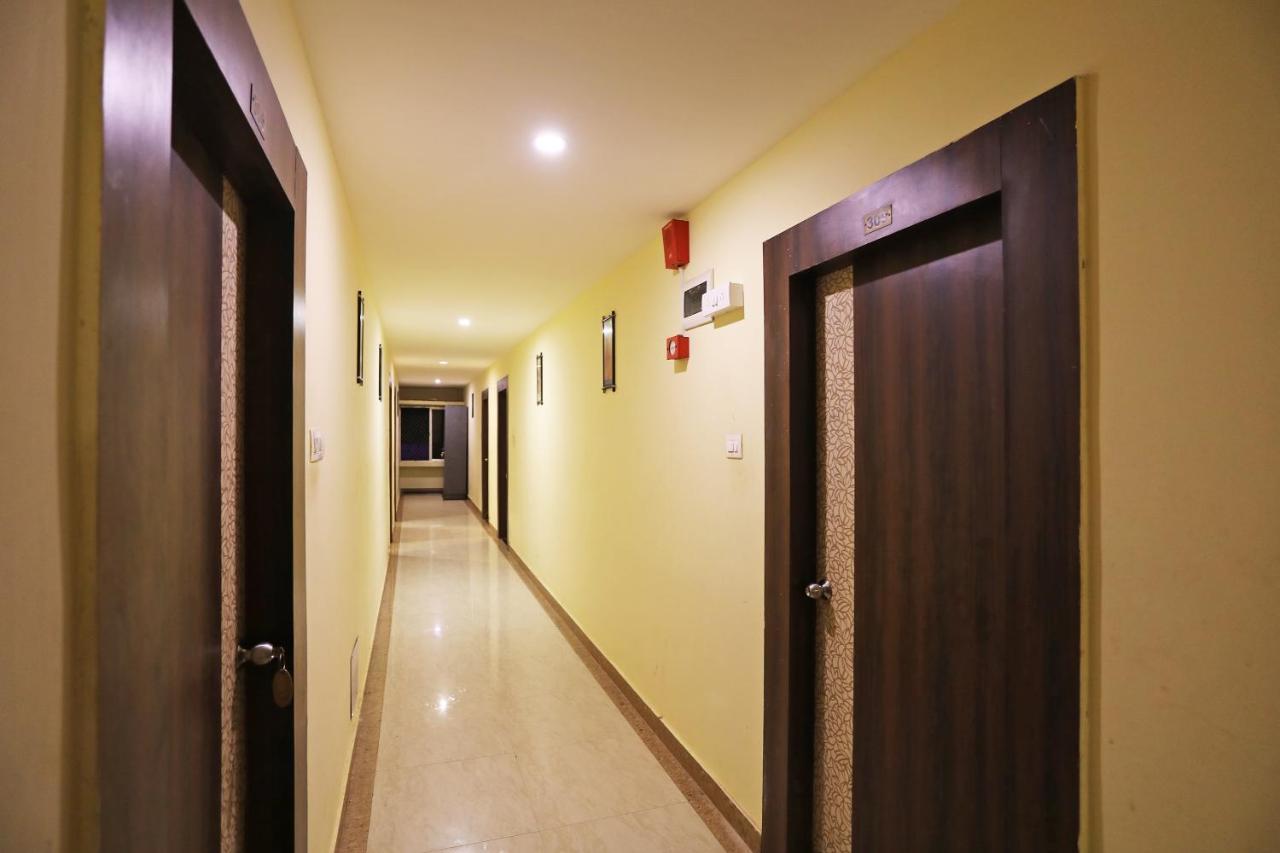 Oyo 15206 Hotel Sonar Gaon 푸리 외부 사진